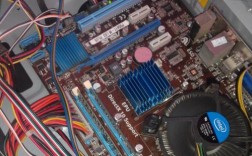 电脑主机开机一直滴滴响怎么办？