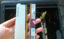 笔记本内存条怎么拆？