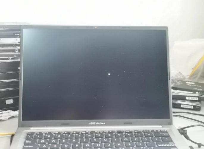 电脑黑屏但鼠标能动,咋回事?-图2 电脑黑屏但鼠标能动,咋回事?-图2