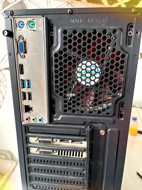 电脑风扇为何转一下停一下？-图2