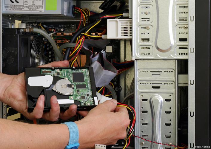 Windows服务器维护管理关键要点有哪些?-图1 Windows服务器维护管理关键要点有哪些?-图1