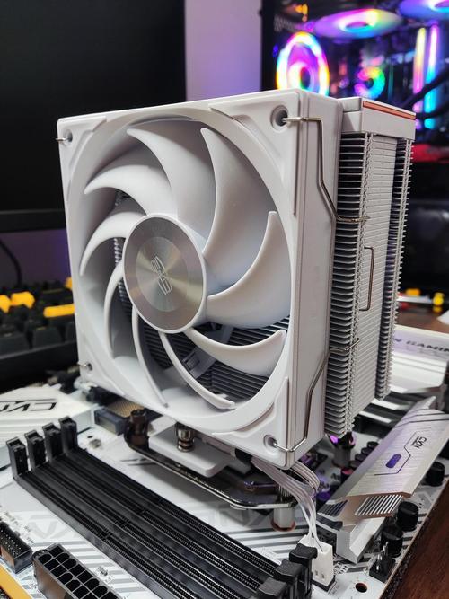 水冷与风冷，哪种散热更胜一筹？-图2