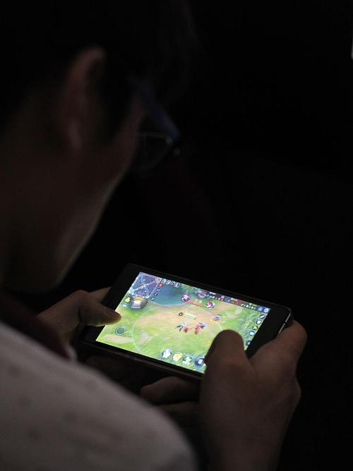 手机和电脑一起玩的游戏-图1