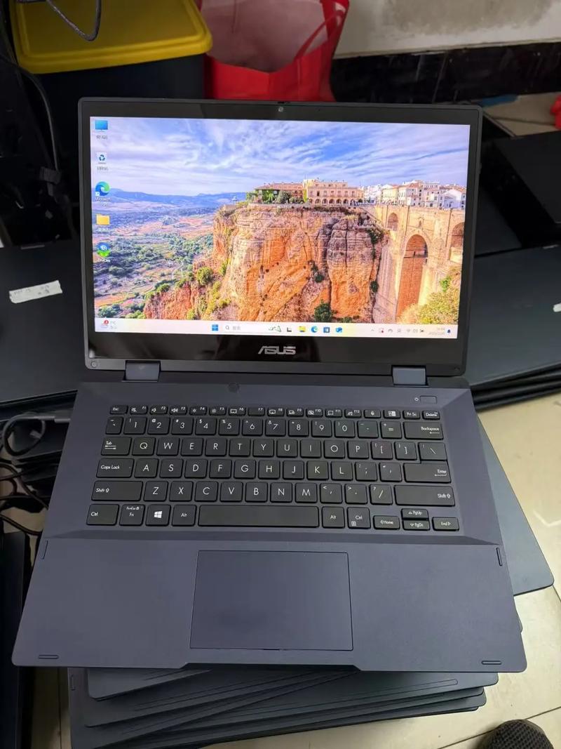 笔记本显示屏一般多少钱？-图1