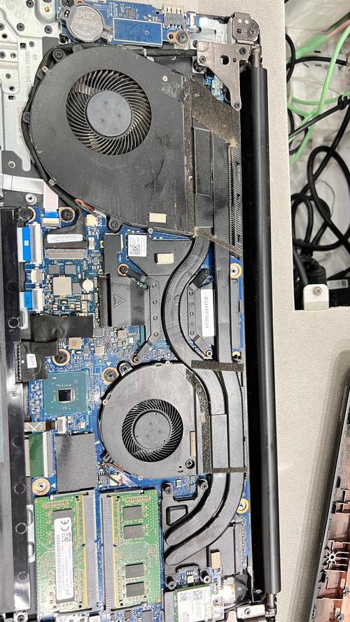 Dell服务器更换主板步骤是什么？-图1