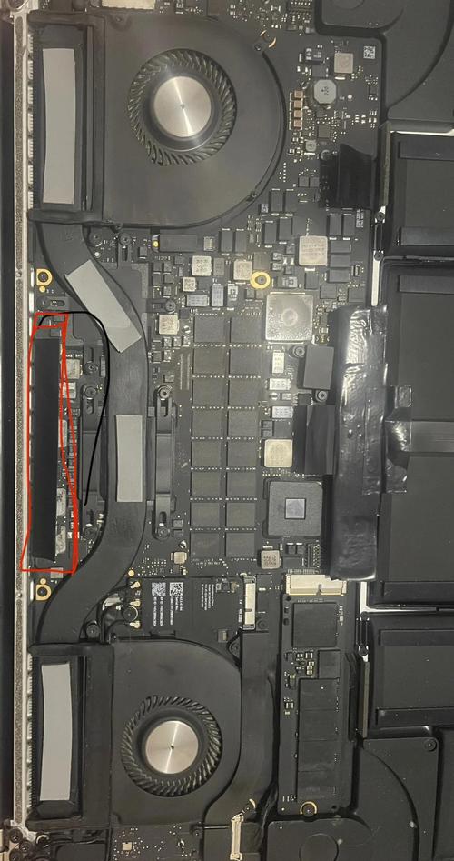 电脑CPU散热器怎么拆？-图1