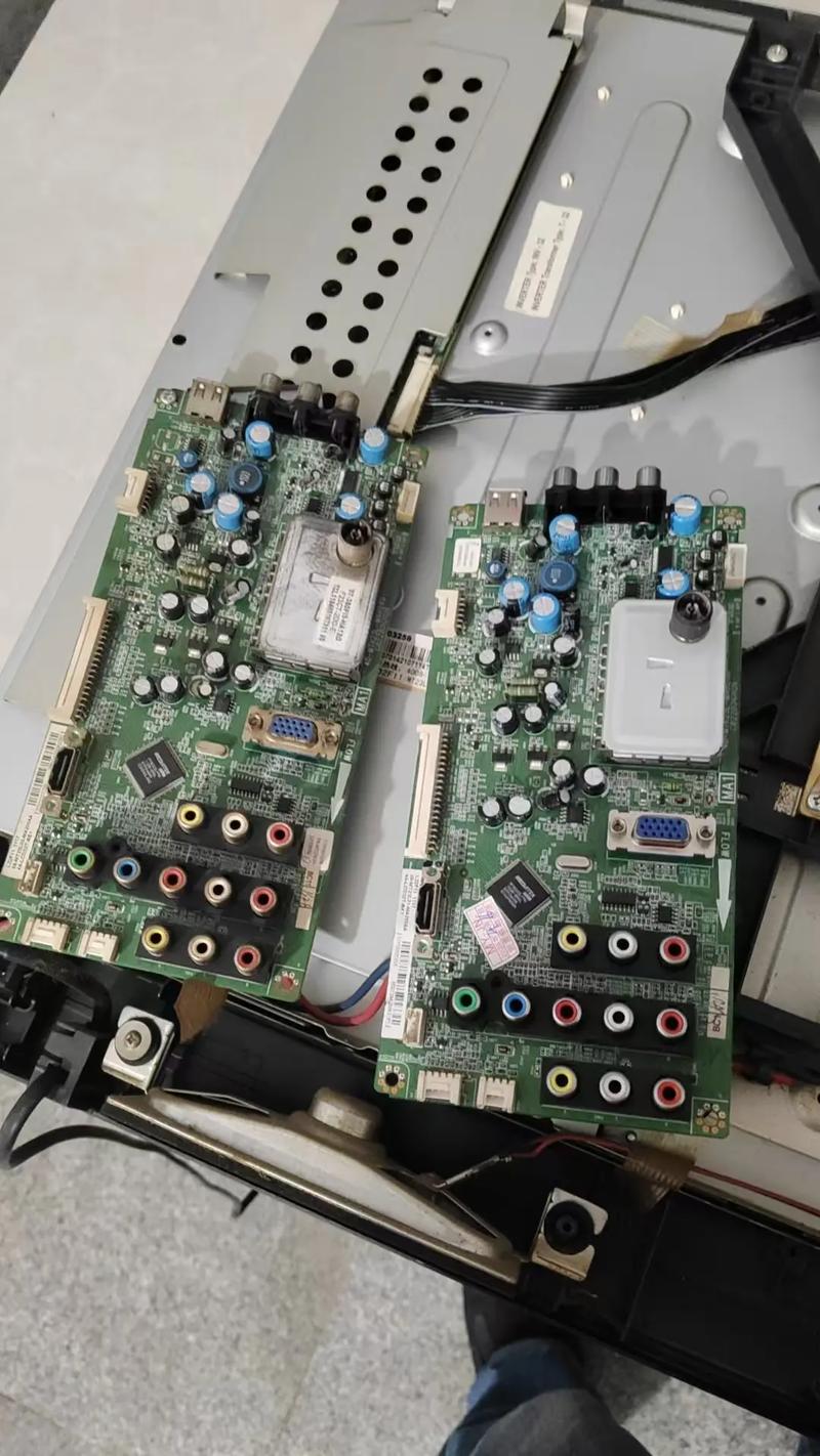 TCL电视如何连接电脑主机？-图1