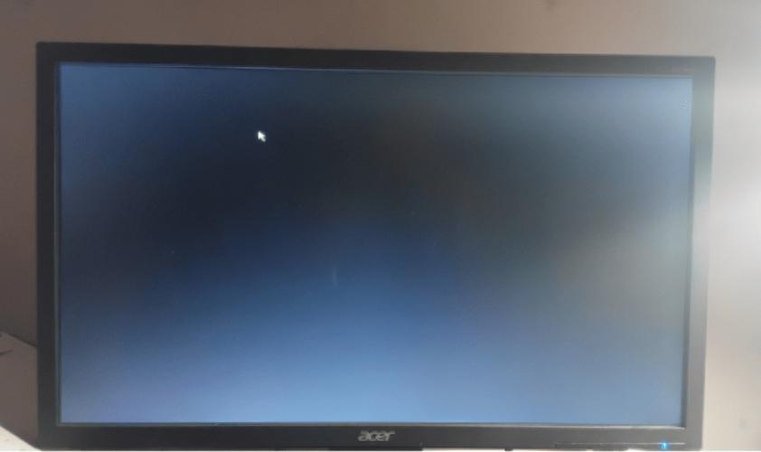 电脑开机黑屏不显示桌面怎么办？-图3